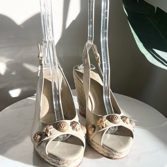 Burberry Studded Wedges Size 39 - Picture 2 of 9